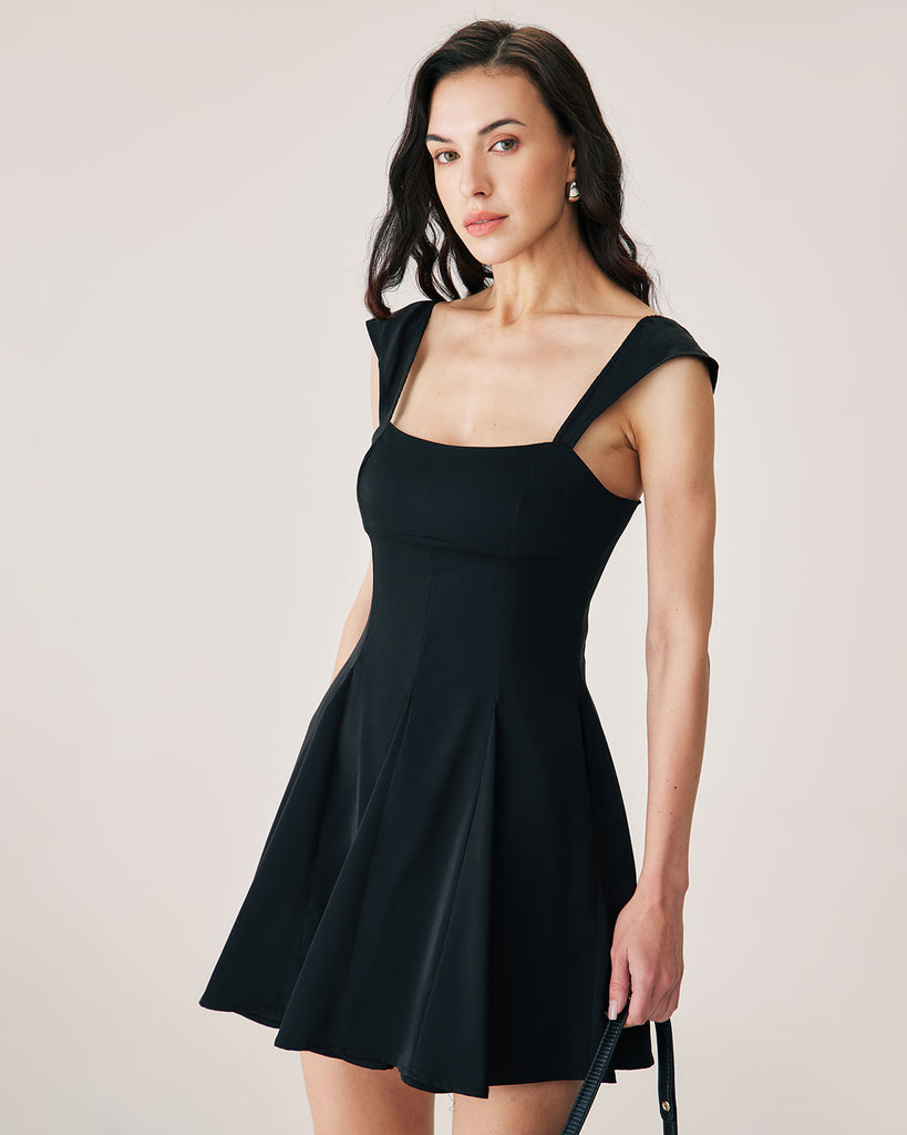 Black Square Neck Pleated Mini Dress